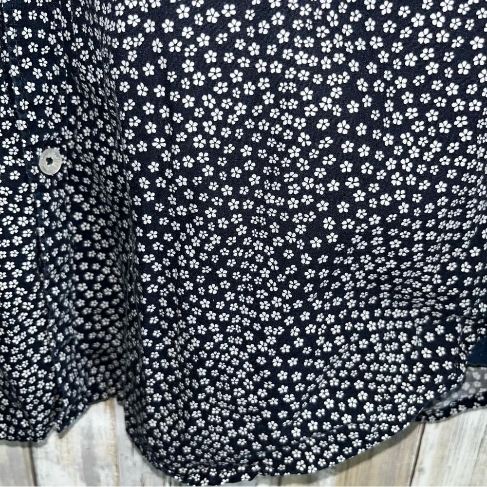 Cactus Man Black & White Floral Button Down - Picture 3 of 5